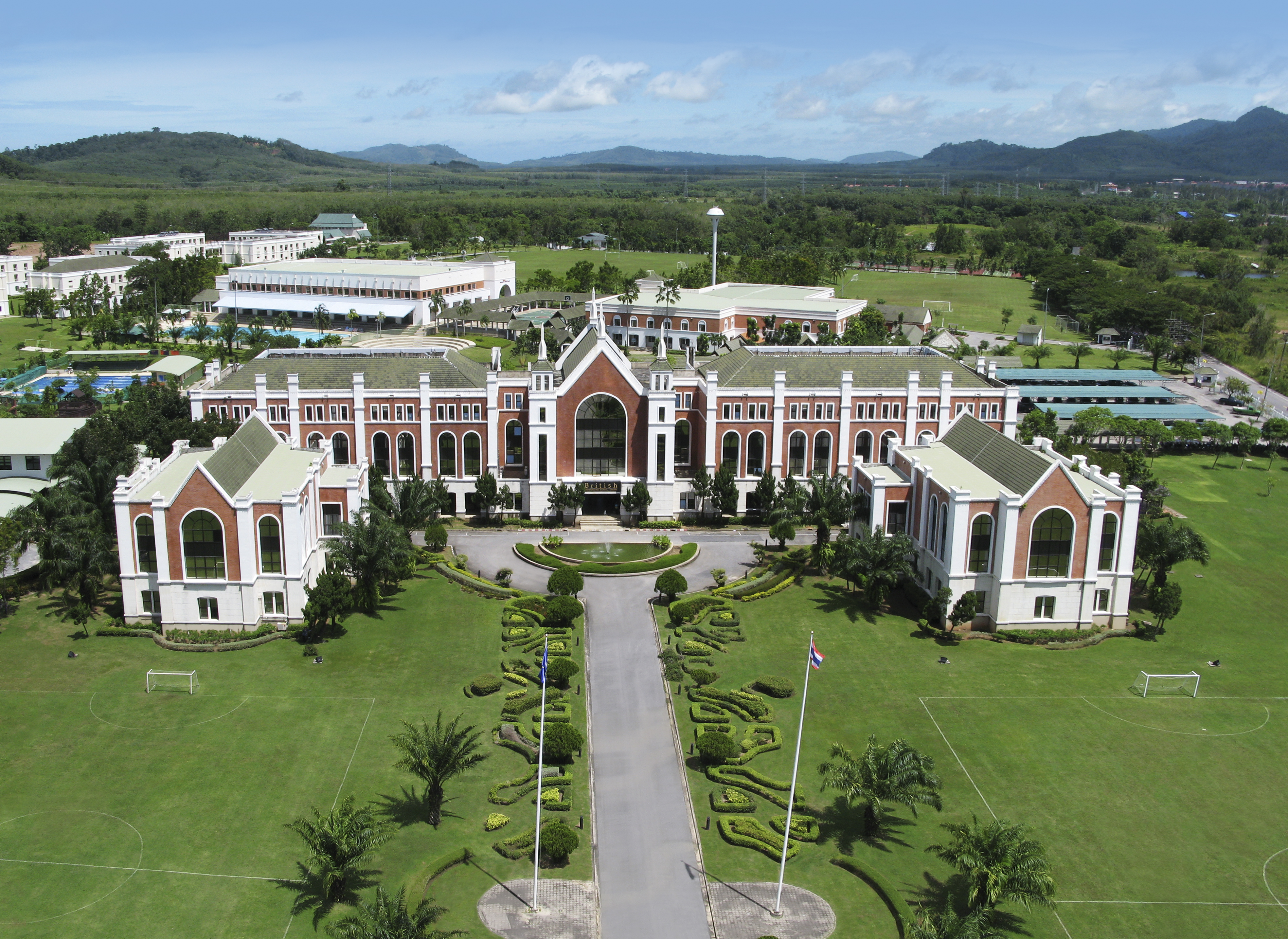 Phuket International Schools Market - Phuket9 - 1 Phuket International Schools Market - 1