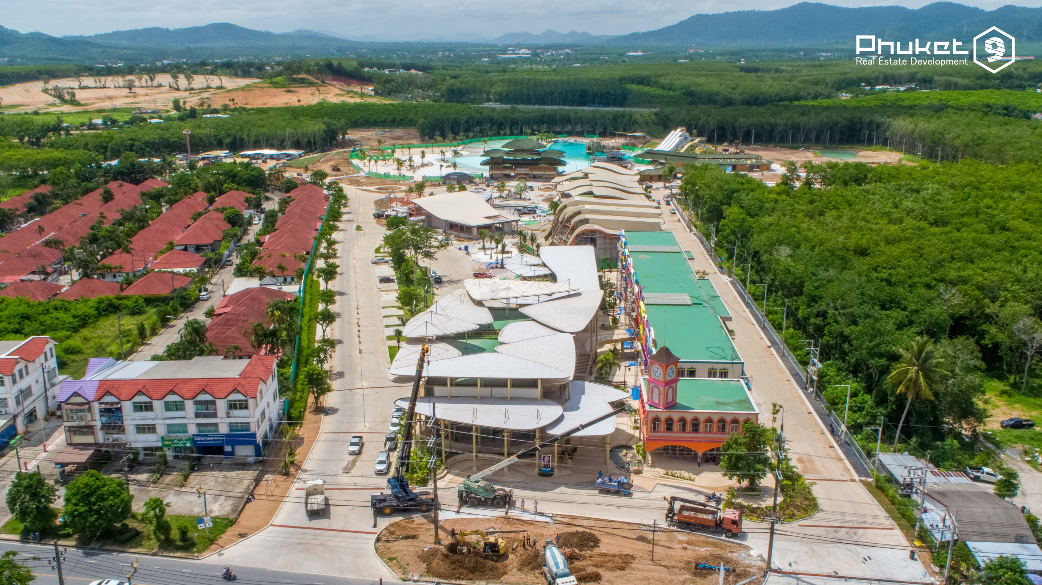 Shop, Restaurant or Office Space for Rent in Phuket — Blue Tree Phuket