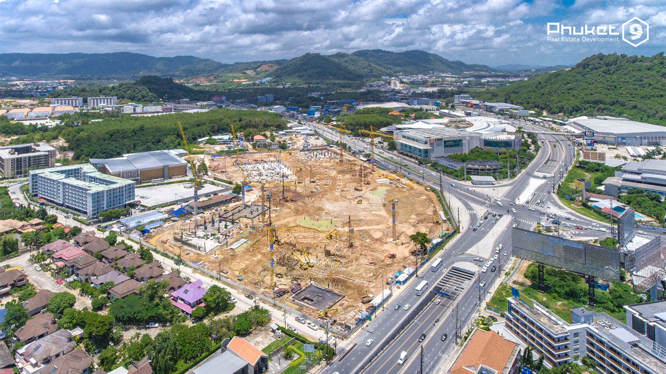 central phuket construction